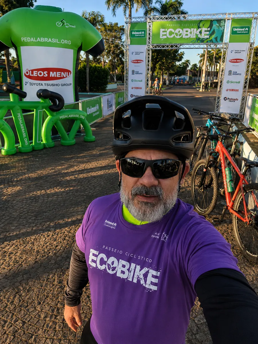 Ciclista do Route Center no Passeio Ciclístico Ecobike, em Guararapes